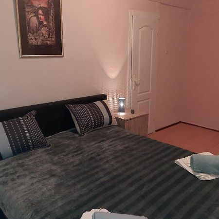 Krin Apartman Subotica Extérieur photo